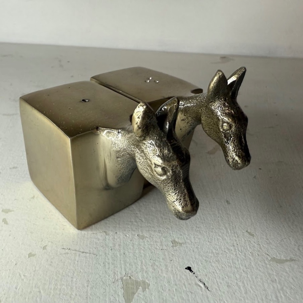 Heavy Metal Horse Donkey Mule Salt & Pepper Shaker Set Xmas Farmhouse Novelty